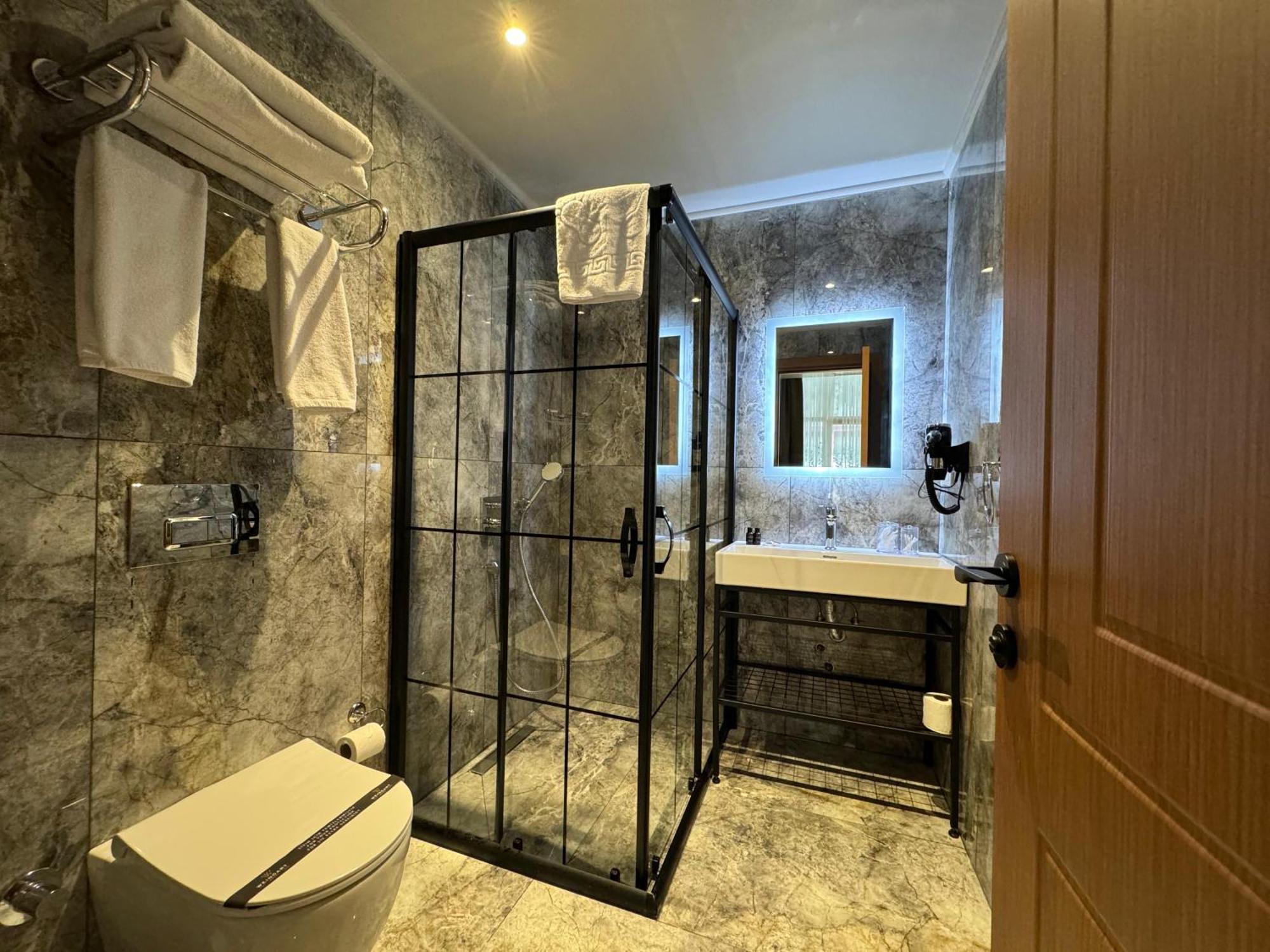 Weingart Suites Hotel 이스탄불 외부 사진